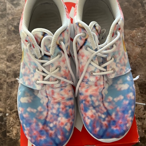 Nike Shoes - Women’s Nike Rosie One Cherry Bliss